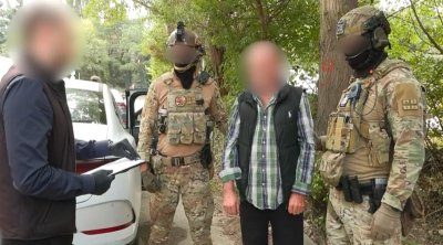 Gürcüstanda uranı 700 min dollara satmaq istəyən şəxs belə saxlanıldı &ndash; VİDEO
