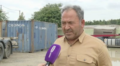 Azərbaycana yük gətirən iranlı TIR sürücüləri geri qayıda bilmirlər - VİDEO