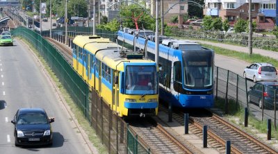 Kiyevdə tramvay və trolleybusların hərəkəti DAYANDIRILDI - VİDEO