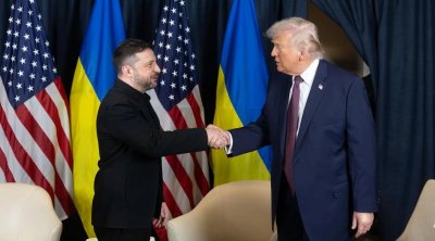 Tramp Zelenskini əvəzləməyi təklif etdi, Ukrayna isə "çiyinlərini çəkdi"
