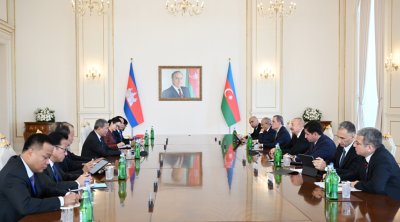 İlham Əliyev Kambocanın Baş naziri ilə geniş tərkibdə görüşü keçirildi &ndash; FOTO