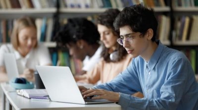 Azərbaycanda təhsil alan tələbə xaricdəki universitetə köçürülə bilərmi? - RƏSMİ