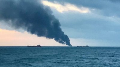 Qara dənizdə tanker yandı: 8 nəfər itkin düşdü