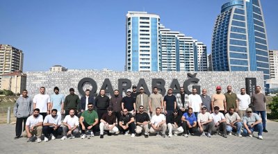 Azərbaycan və BƏƏ-nin hərbi qulluqçuları Hərbi Qənimətlər Parkında - FOTO