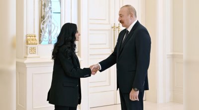 Prezidentin Şeyxa Əl Nuveysi ilə görüşündən VİDEOÇARX