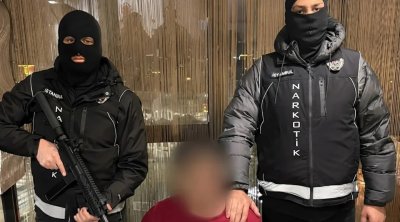 Beynəlxalq axtarışda olan narkobaron İstanbulda yaxalandı – VİDEO