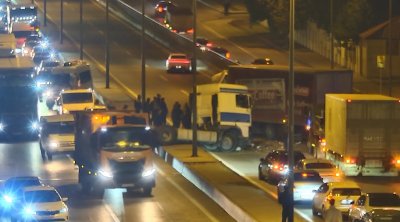 Ziya Bünyadov prospektində QƏZA: &ldquo;Koroğlu&rdquo; istiqamətində yol bağlandı