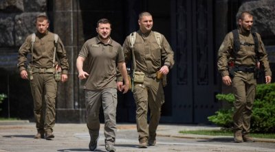 Zelenskini bu ölkənin kəşfiyyatı qoruyur