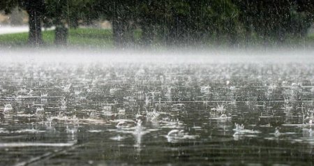 Külək zəifləyib, yağıntı isə axşamadək davam edəcək - FAKTİKİ HAVA