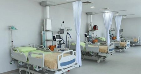 “Xəstə qalıb ortada, biz yer axtarırıq” - Dövlət klinikalarında niyə YER TAPILMIR?