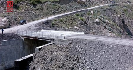 Ötən il selin dağıtdığı Əlik körpüsünün yerinə yenisi İNŞA OLUNDU – FOTO