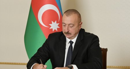 Prezident bu şəxsləri təltif etdi – ADLAR