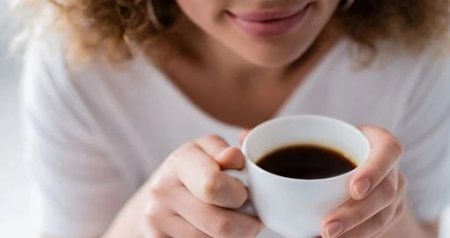 Qəhvə doğrudan da bizi xoşbəxt edirmiş, xüsusilə səhərlər - ARAŞDIRMA
