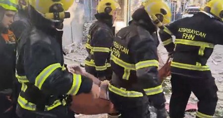 SON DƏQİQƏ! Bakıda yaşayış binasında PARTLAYIŞ – VİDEO