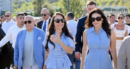 Klassik avtomobillərin yürüşü və çövkən oyunu keçirildi - Leyla Əliyeva TƏDBİRDƏ - FOTO