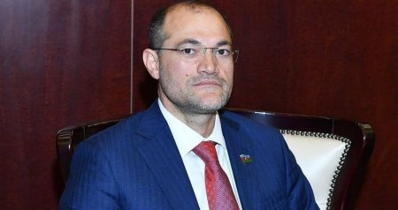 “Süni intellekt bəzi vəzifəlilərdən yaxşı işləyər” – Razi Nurullayev