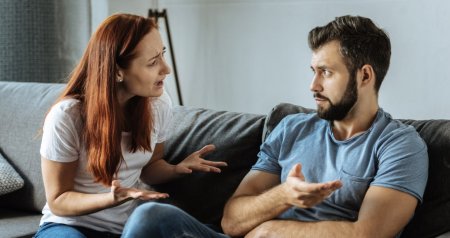 Gənc oğlan və qızlar arasında UÇURUM – Niyə biri-biriləri ilə YOLA GETMİRLƏR?