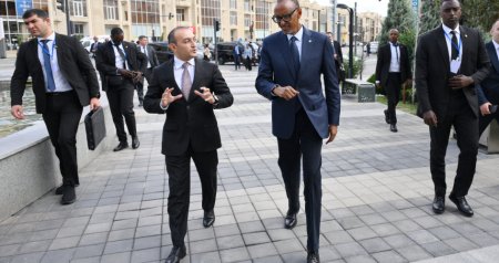 Ruanda Prezidenti “ASAN Xidmət” mərkəzində - FOTO