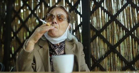 “Nənələrimiz də siqaret çəkib, amma müalicə məqsədilə…”
