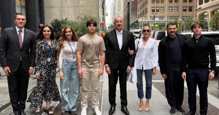 Prezident və ailə üzvləri Nyu-Yorkda – FOTO