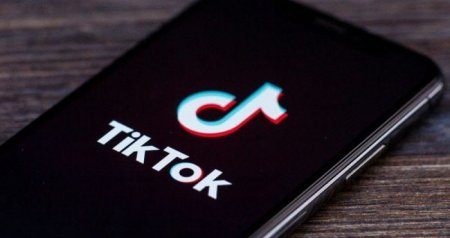Azyaşlı qızların TikTok marağı – Valideyn məsuliyyətsizliyi, yoxsa dövrün tələbi?