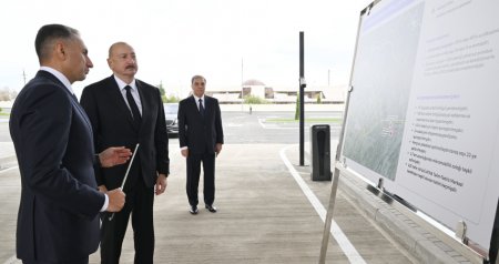 Prezident İlham Əliyev “BakuBus” MMC-nin Gəncə Avtoparkının açılışında – FOTO