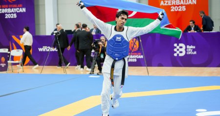 Taekvondo millimiz III MDB Oyunlarını 22 medalla başa vurdu - FOTO/VİDEO