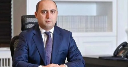 Yüzlərlə müəllim təltif edildi - ƏMR
