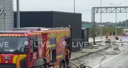 Lvovda yanan logistika mərkəzinin GÖRÜNTÜLƏRİ yayıldı