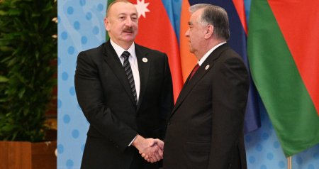 İlham Əliyev Düşənbədəki "Millət" sarayında belə qarşılandı - FOTO/VİDEO