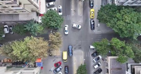 Sürücülərin NƏZƏRİNƏ: Bakının bu küçəsində birtərəfli hərəkət təşkil edildi – VİDEO