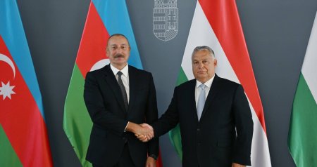İlham Əliyev Macarıstanın Baş nazirini təbrik etdi
