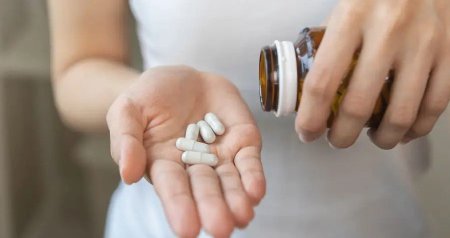 Ağrıkəsicilərdən çox istifadə edənlərin DİQQƏTİNƏ: Xroniki xəstəliyə səbəb ola bilər