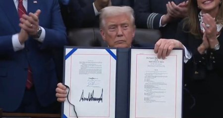 ABŞ-da şatdaun RƏSMƏN ləğv edildi - VİDEO