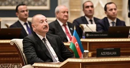 Prezident Daşkənddə "Gələcəyin İrsi" Beynəlxalq Mükafatının təqdimat mərasimində - FOTO