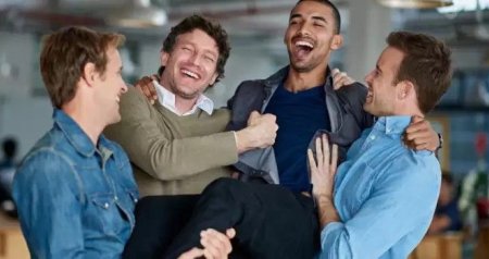 Kişi sağlamlığının ən vacib ŞƏRTİ: Dostlarla həftədə 2 dəfə görüşmək…