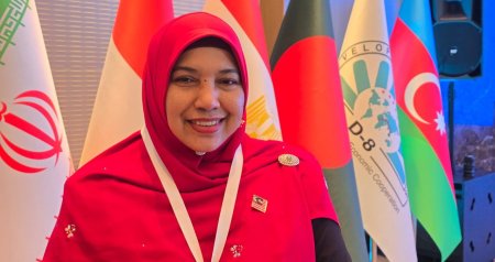 Nur-ul Afida Kamaludin: “Bakıda D-8 Media Mərkəzinin təsis olunması mühüm əhəmiyyət daşıyır” – FOTO