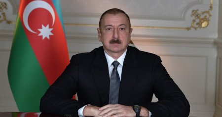 İlham Əliyev və Bruney Sultanından qarşılıqlı TƏBRİKLƏR