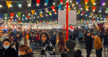 “Soyuq Əllər, İsti Ürək” yarmarkasında yanğın oldu - FOTO/VİDEO