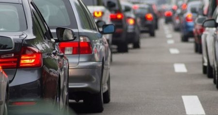 Sürücülərin NƏZƏRİNƏ: Bəzi magistral yollarda görünüş məsafəsi məhdudlaşacaq