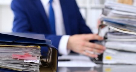 Əmək Məcəlləsinə ailə vəzifələri olan işçi anlayışı əlavə EDİLİR