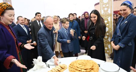 Leyla Əliyeva Türkmənistan milli mətbəxinə həsr olunan sərgidə iştirak edib - FOTO