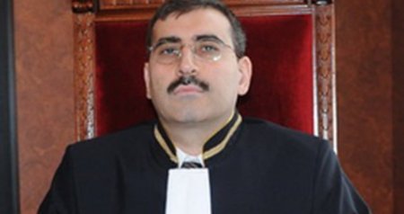 Ədliyyə Akademiyasının rektoru təyin olunan Rövşən İsmayılov KİMDİR? – DOSYE