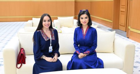 Leyla Əliyeva Özbəkistan Respublikası Prezidenti Administrasiyasının rəhbəri ilə görüşüb - FOTO