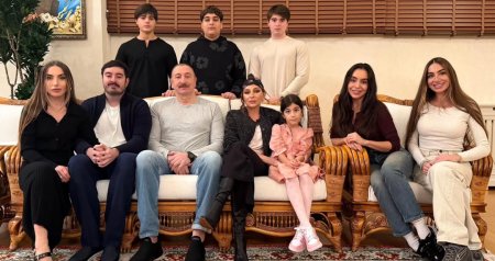 Prezidentin doğum günündən AİLƏ FOTOSU