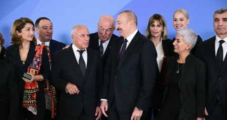 Prezidentin idmançılarla maraqlı söhbəti - VİDEO