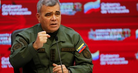 Venesuelanın müdafiə naziri: &ldquo;Təslim olmayacağıq&rdquo; &ndash; VİDEO