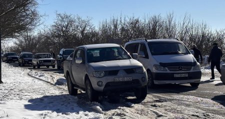 Ağsu dolaylarında nəqliyyatın hərəkəti tamamilə dayandı - FOTO