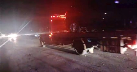 Ələt&ndash;Astara magistralında &ldquo;KamAZ&rdquo;la minik avtomobili toqquşdu - VİDEO