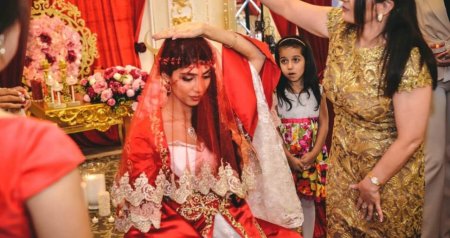 Boşanmış qadına xına məclislərində QADAĞA? - Adət-ənənə adı ilə AYRI-SEÇKİLİK